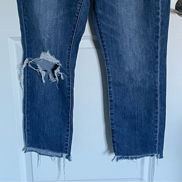 Madewell The High-Rise Slim Boyjean in Lita Wash: Step-Hem Edition 29929 - Picture 5 of 16